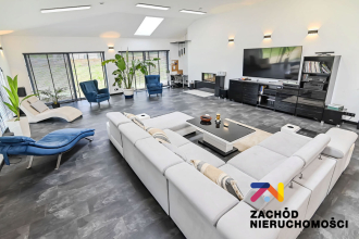 Bardzo atrakcyjny, przestronny dom w Droszkowie